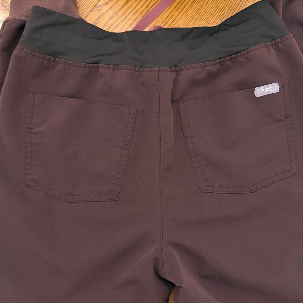 Figs Espresso High-Waisted Jogger Pants - Picture 3 of 4